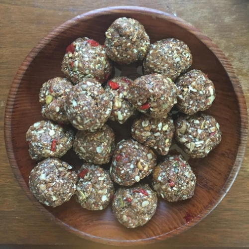 Raw Energy Balls: My 3 Favorite Recipes!